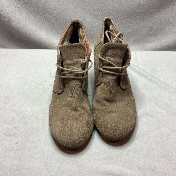 Toms tan wedged booties size 9 - Picture 1 of 7